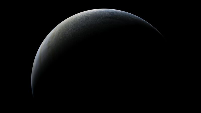 Image for the Tweet beginning: Take a look at Jupiter